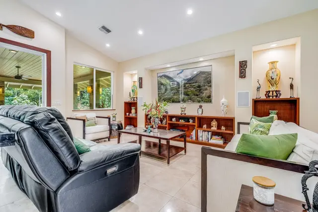 Listing Image for 2547 Mokuhau Rd Unit A 6 of 30