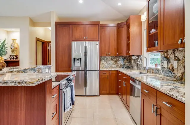 Listing Image for 2547 Mokuhau Rd Unit A 9 of 30