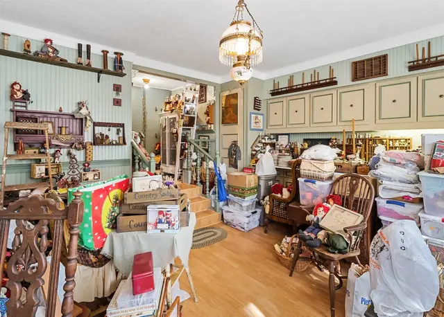 Listing Image for 17 Nanaina St 10 of 28