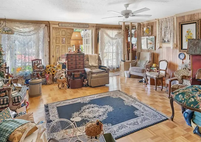Listing Image for 17 Nanaina St 6 of 28