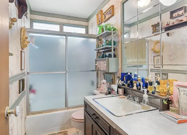 Listing Image for 17 Nanaina St 8 of 28
