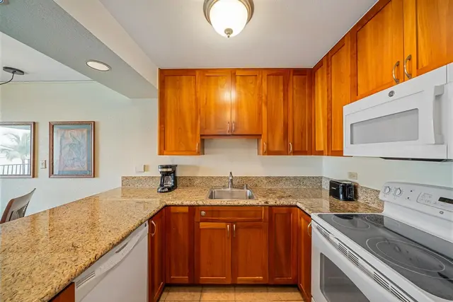 Listing Image for 3445 Lower Honoapiilani Rd 551 23 of 50