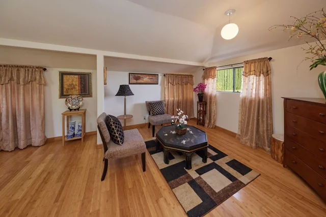 Listing Image for 495 Polulani Dr 18 of 36