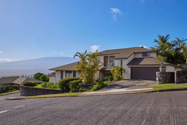 Listing Image for 495 Polulani Dr 26 of 36