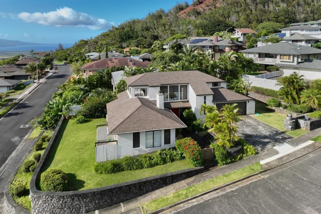 Listing Image for 495 Polulani Dr 31 of 36