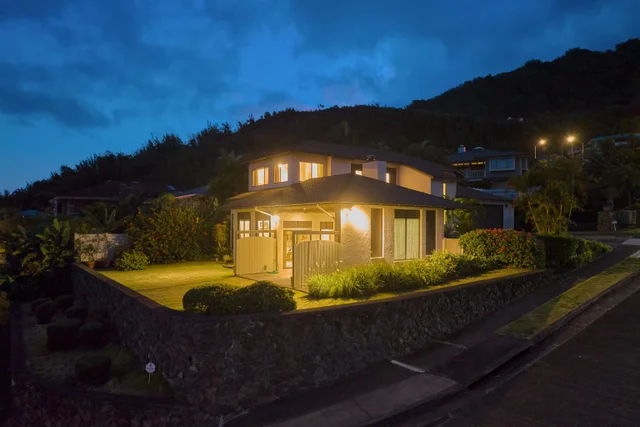 Listing Image for 495 Polulani Dr 32 of 36