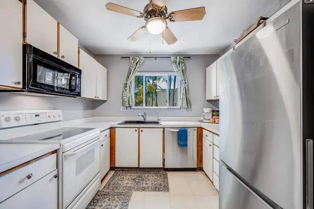 Listing Image for 15 Kulanihakoi St 15d 6 of 28