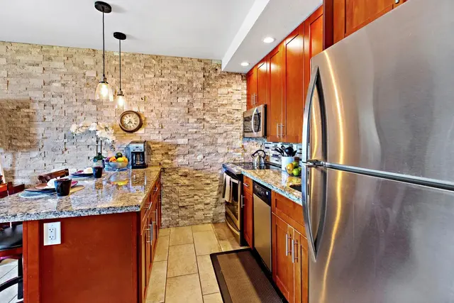 Listing Image for 3959 Lower Honoapiilani Rd 313 18 of 41