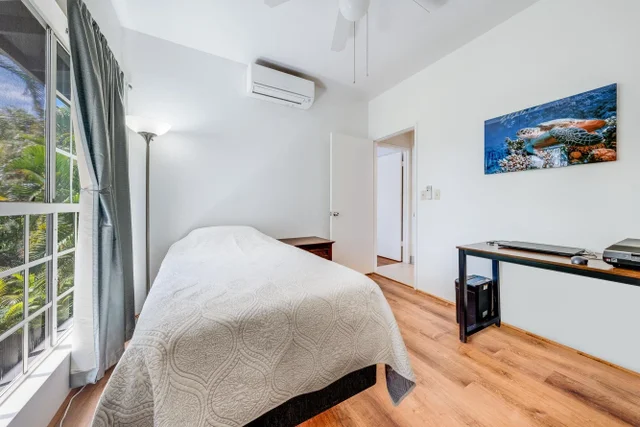 Listing Image for 160 Keonekai Rd 8-202 20 of 27