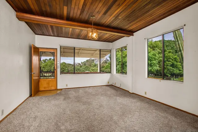 Listing Image for 710 Mopua St 6 of 25