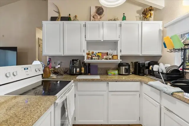 Listing Image for 2481 Lilikoi Rd 33 of 42