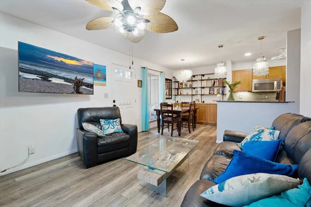 Listing Image for 140 Uwapo Rd 39-102 9 of 40