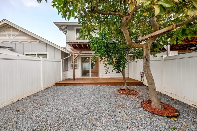 Listing Image for 676 Meakanu Ln 1305 5 of 50