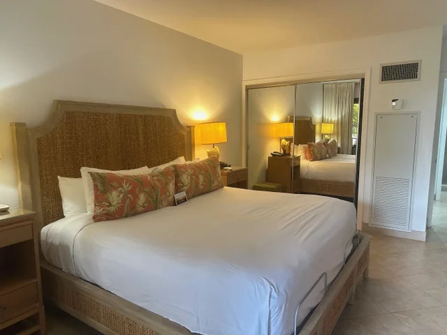 Listing Image for 50 Nohea Kai Dr 4-303 13 of 26