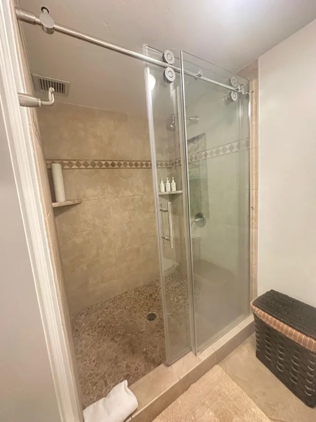 Listing Image for 50 Nohea Kai Dr 4-303 21 of 26