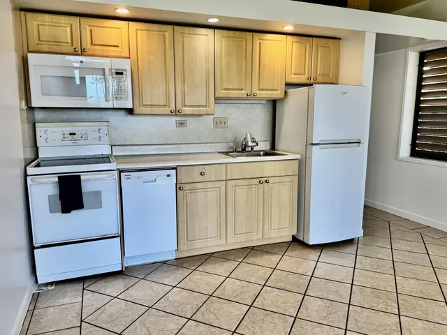Listing Image for 255 Kepuhi Pl 16b06-1186 2 of 25