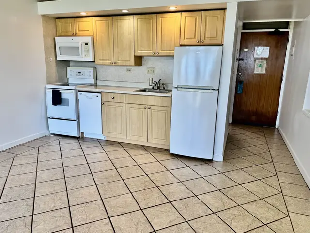 Listing Image for 255 Kepuhi Pl 16b06-1186 3 of 25