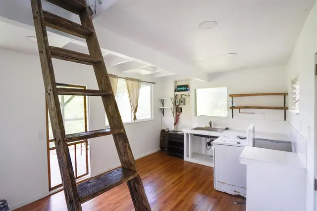 Listing Image for 760 Nahiku Rd 10 of 29