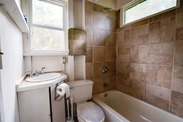 Listing Image for 760 Nahiku Rd 17 of 29