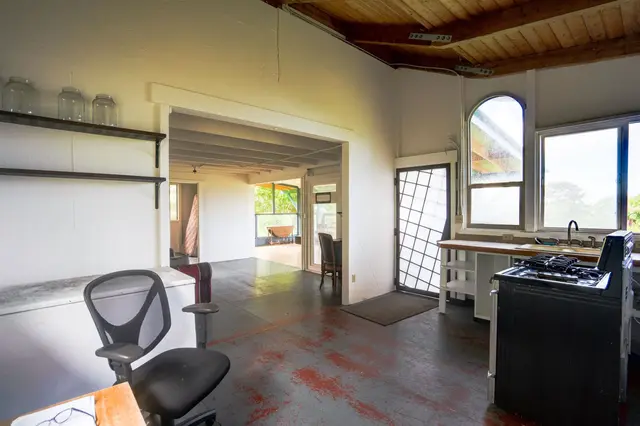 Listing Image for 760 Nahiku Rd 26 of 29