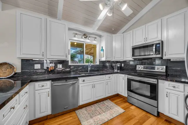 Listing Image for 715 Uluhea Way 15 of 50