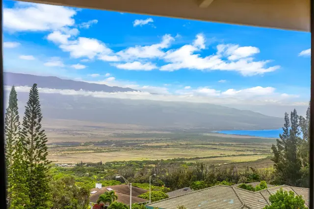 Listing Image for 715 Uluhea Way 19 of 50