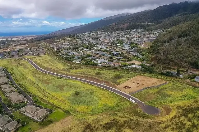 Listing Image for 642 Kauna Lipo Dr 21 5 of 10