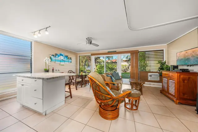 Listing Image for 3559 Lower Honoapiilani Rd 1f 16 of 32