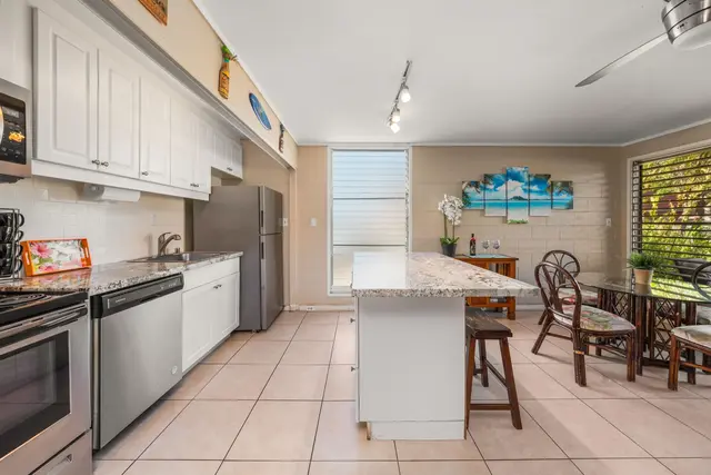 Listing Image for 3559 Lower Honoapiilani Rd 1f 17 of 32