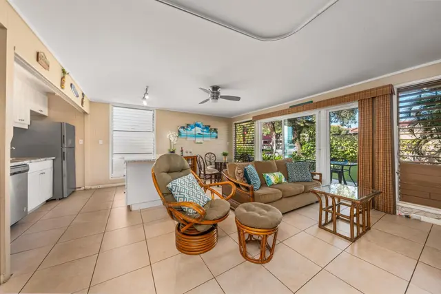 Listing Image for 3559 Lower Honoapiilani Rd 1f 21 of 32