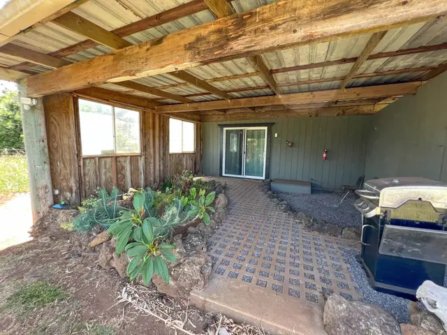 Listing Image for 2594 Puuomalei Rd 20 of 30