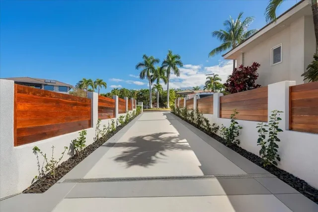 Listing Image for 3378 E Lani Ikena Way 3 of 44