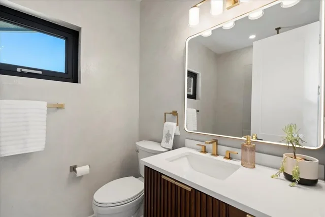 Listing Image for 3378 E Lani Ikena Way 30 of 44