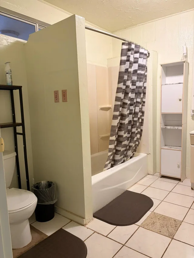 Listing Image for 514 Gay St 9 of 20