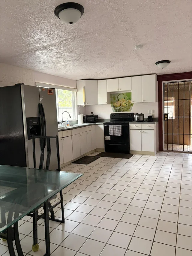 Listing Image for 514 Gay St 5 of 20