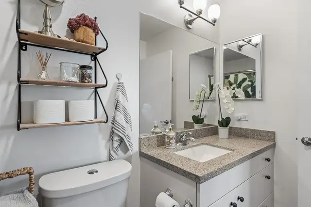Listing Image for 45 Kanani Rd 209 20 of 39