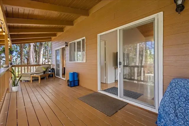 Listing Image for 10 Poko Way Unit B 10 of 37