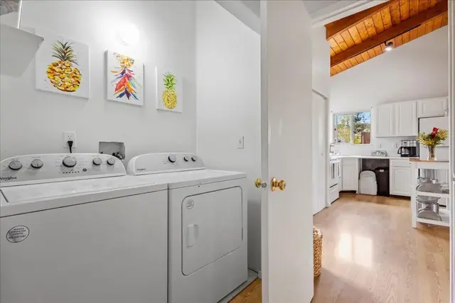 Listing Image for 10 Poko Way Unit B 22 of 37