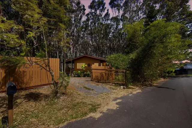 Listing Image for 10 Poko Way Unit B 37 of 37