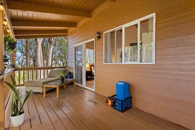 Listing Image for 10 Poko Way Unit B 9 of 37
