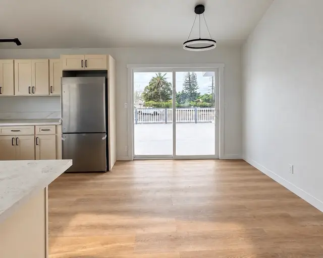 Listing Image for 530 Kaiwahine St 14 of 46