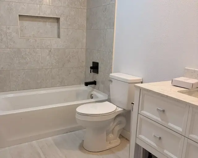 Listing Image for 530 Kaiwahine St 18 of 46