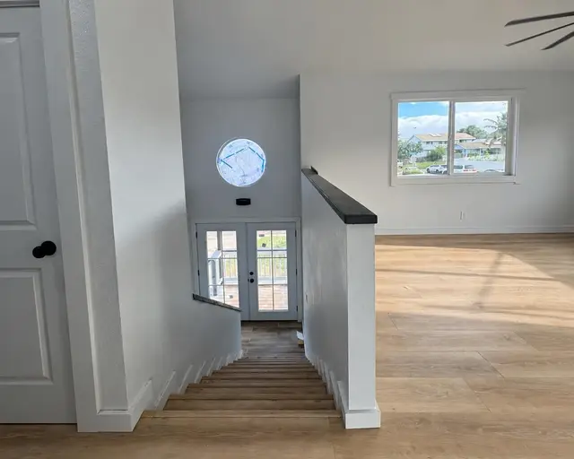 Listing Image for 530 Kaiwahine St 23 of 46