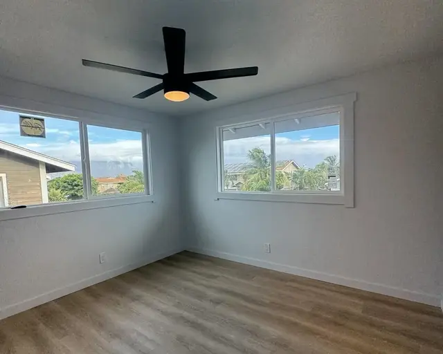 Listing Image for 530 Kaiwahine St 36 of 46