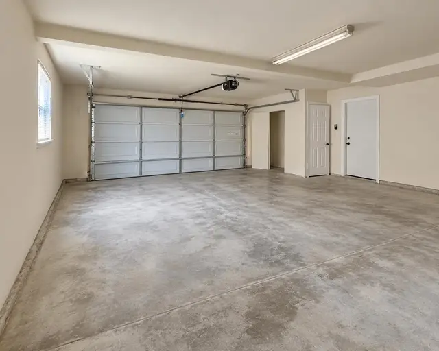 Listing Image for 530 Kaiwahine St 36 of 43