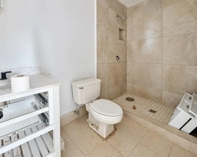 Listing Image for 530 Kaiwahine St 39 of 46