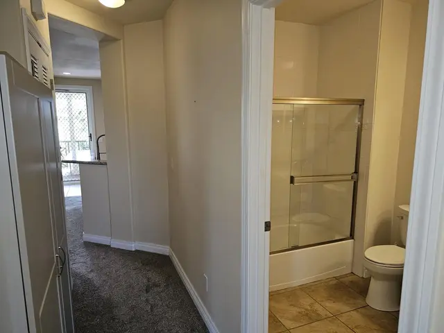 Listing Image for 23 Kai Ani Ln 1-202 8 of 25