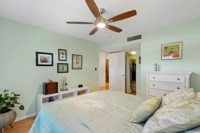 Listing Image for 44 Kanani Rd 2-102 20 of 42