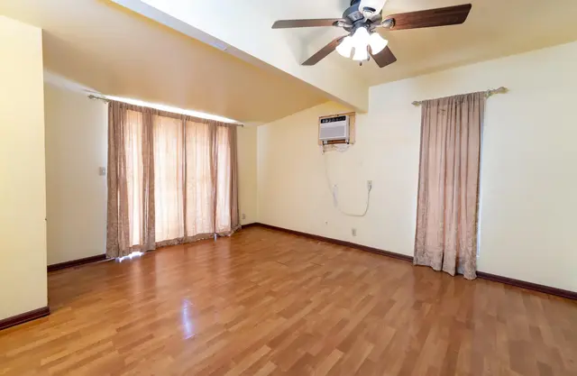 Listing Image for 313 Hale Kai St 17 of 21