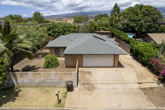 Listing Image for 313 Hale Kai St 3 of 21